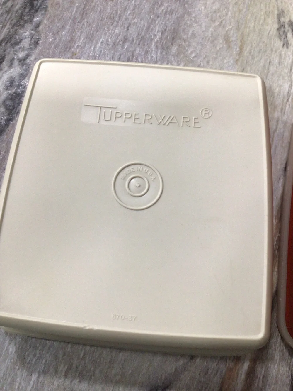 Vtg Tupperware Square Away Sandwich Keepers Set Almond & Paprika Red 670 1458